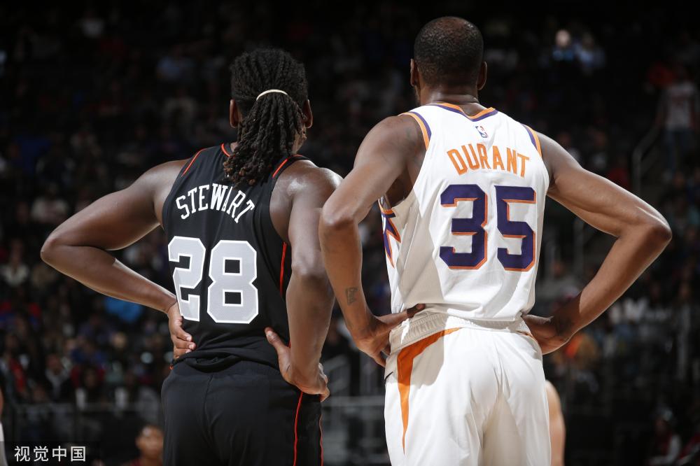 足坛的决定 足坛的决定