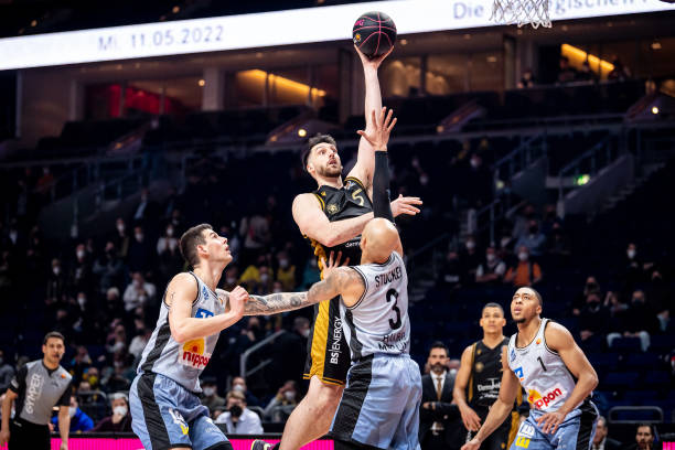 布云朝克特 布云朝克特